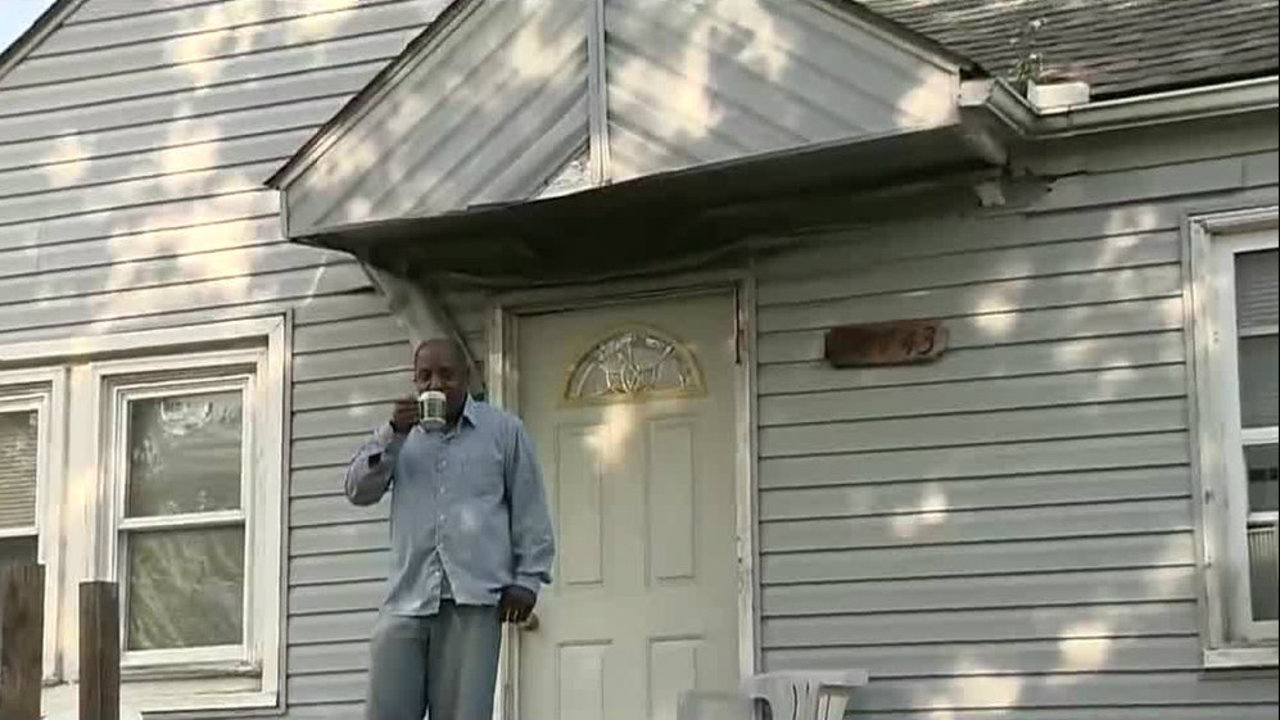 City of Detroit helps man scammed by... - WDIV Detroit