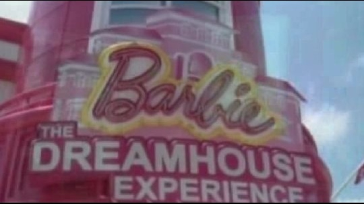 Real life Barbie dreamhouse opens in Florida