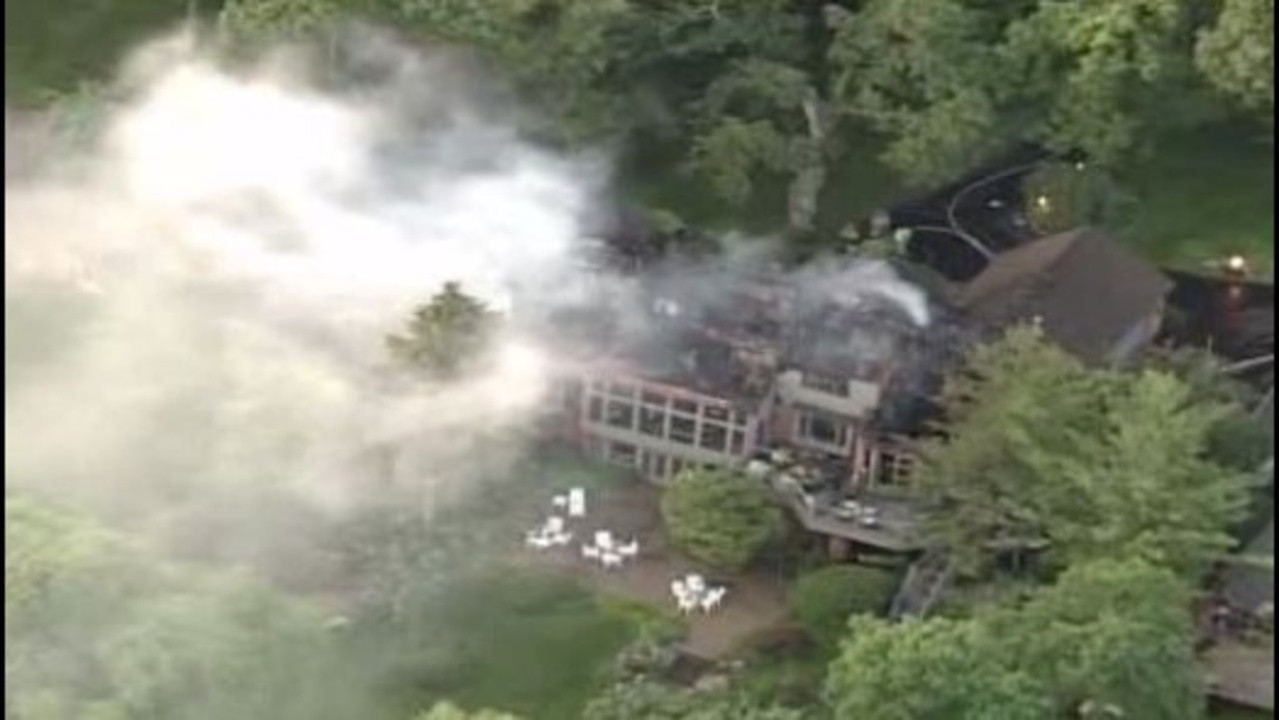 Fire destroys Orchard Lake home