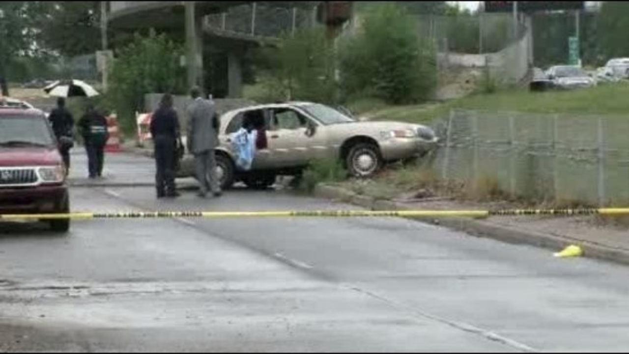 2 teens killed in driveby shooting on Detroit's west side