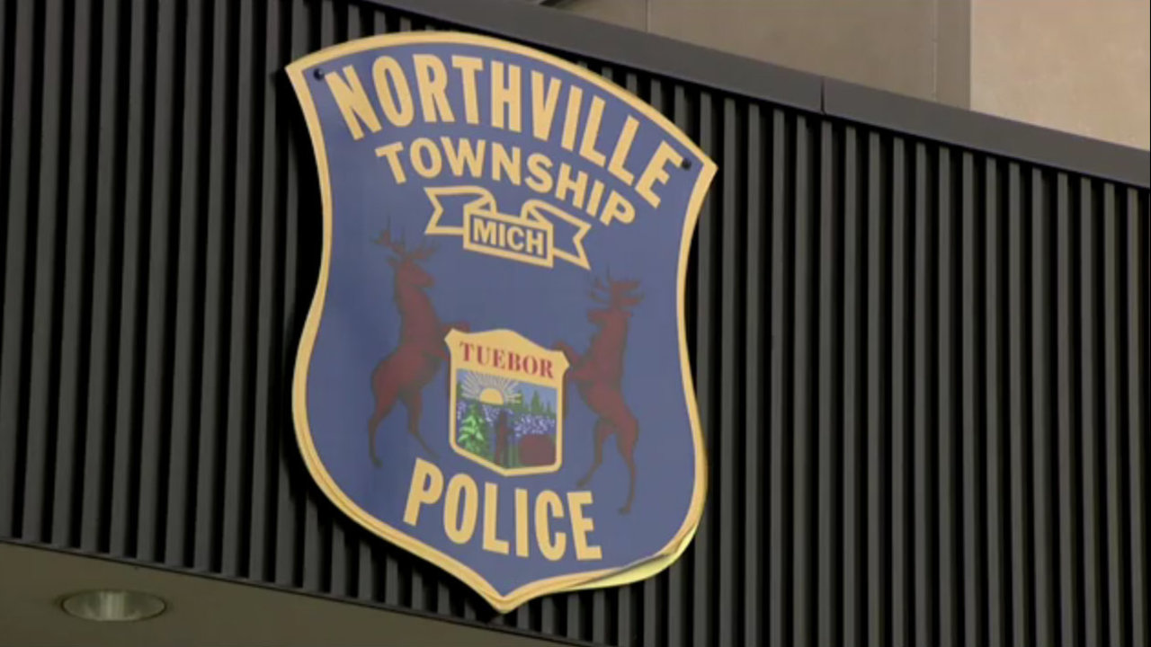 Northville Township police search for suspect in CVS armed...