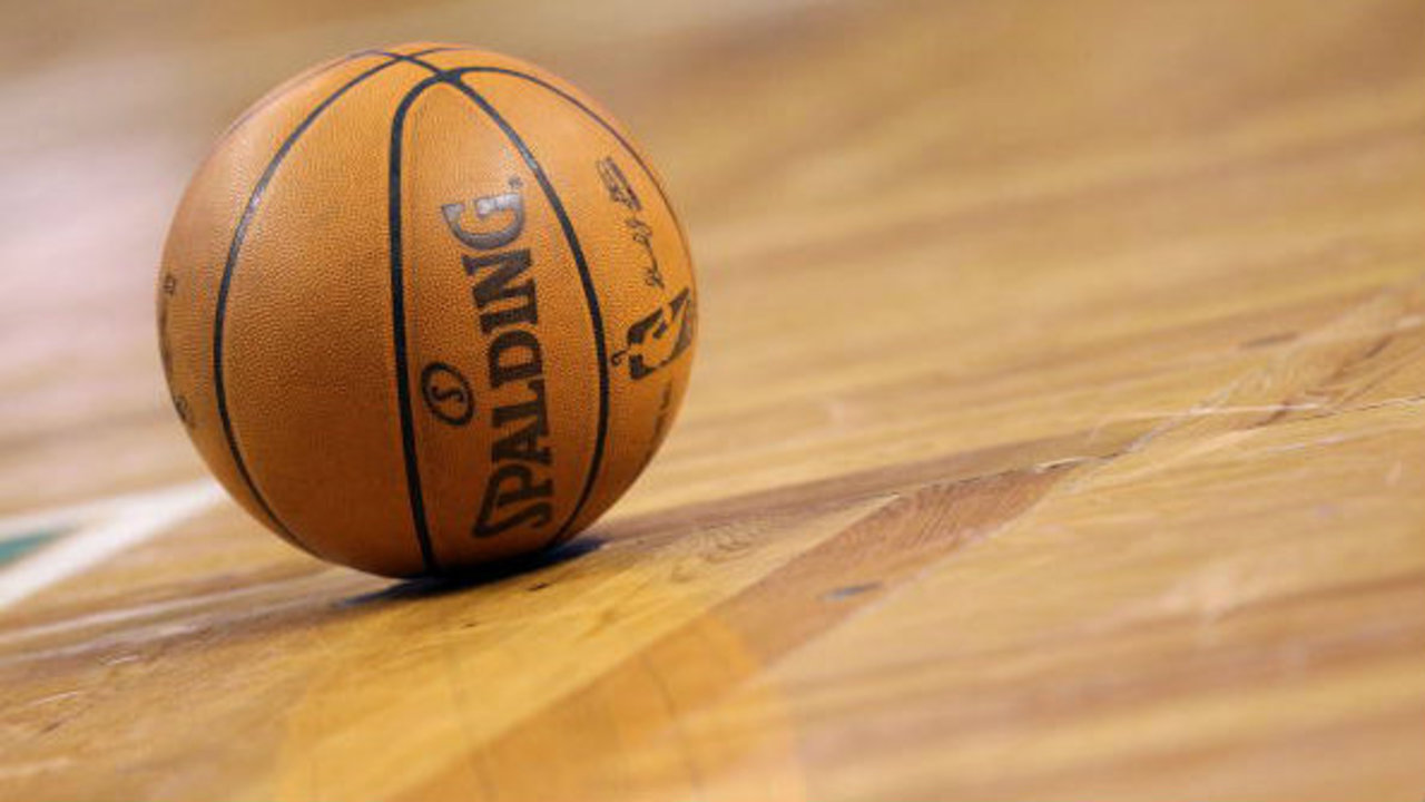 Lakers trade options 2017