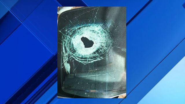 windshield hit by rock I-75_1508431558034.jpg