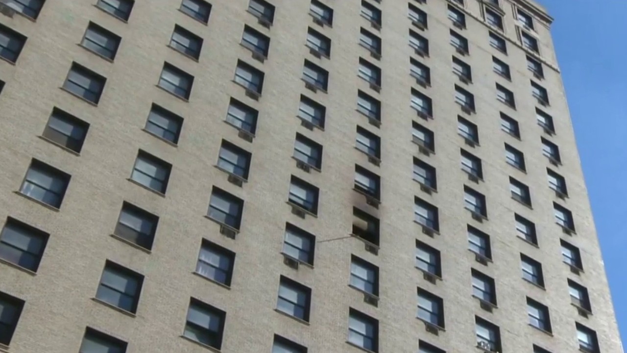 Historic Leland Apartment Fire In Downtown Detroit Kills 1