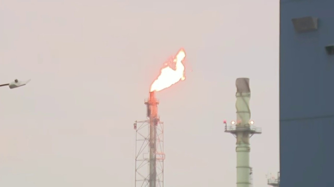 marathon oil refinery causes