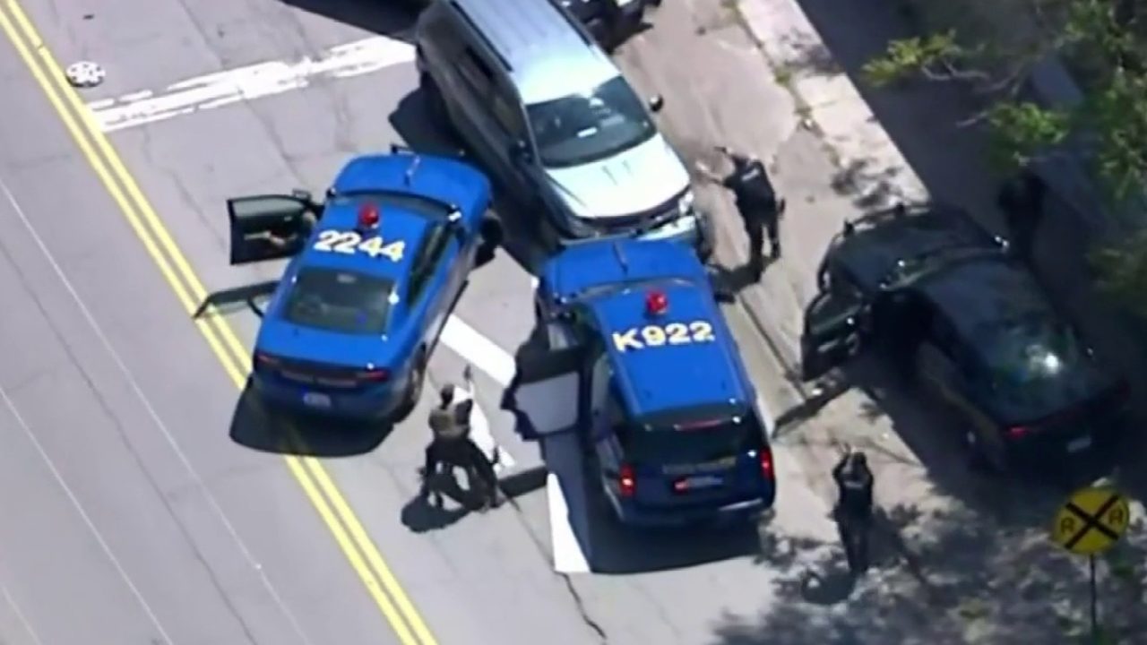 Police chase through Southwest Detroit ends in shots fired;...